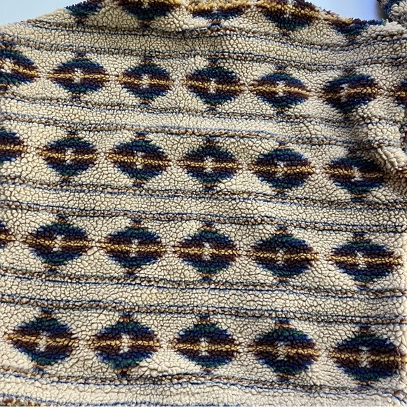 BKE Women’s Medium Colorful Aztec Pattern Tan Sherpa Wubby Quarter Zip Pullover - Picture 13 of 16
